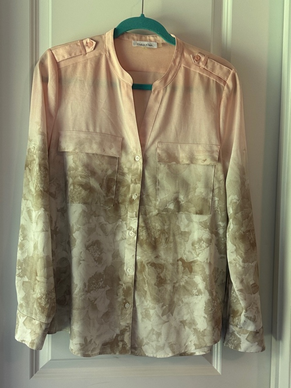 Calvin Klein Blush to Beige Floral Ombre Button-Front Top